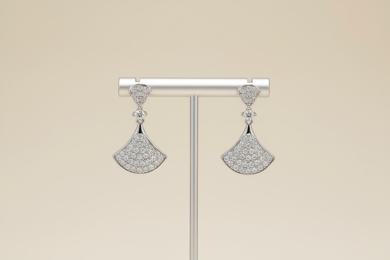 Diamond fan-shaped drop earrings - professional studio