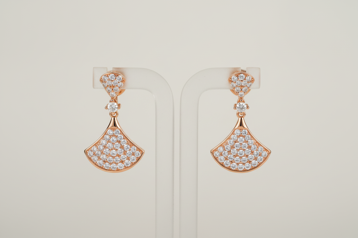 Diamond fan-shaped drop earrings in rose gold - updated