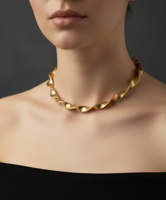 Twisted Brass Gold Collar - Front Facing Model